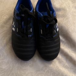 Soccer Shoes Size 9 C