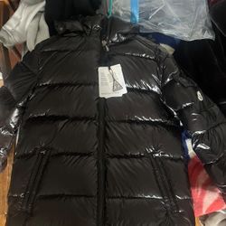 Moncler Shiny Puffer Jacket 