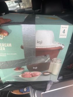 Ice cream maker