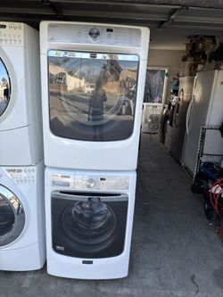 Maytag Stackable Washer And Gas Dryer 