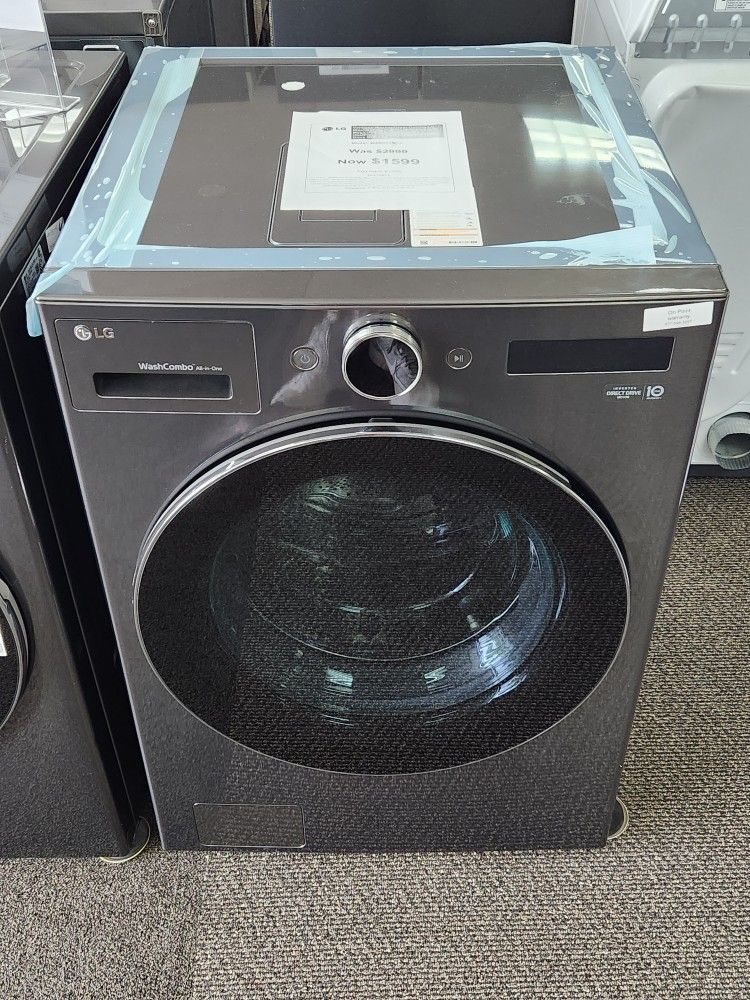 Ventless Washer/Dryer Combo LG WashComborw All-in-One 5.0 cu.ft Mega Capacity with Inverter Heat Pump Technology and-direct Drive Motor