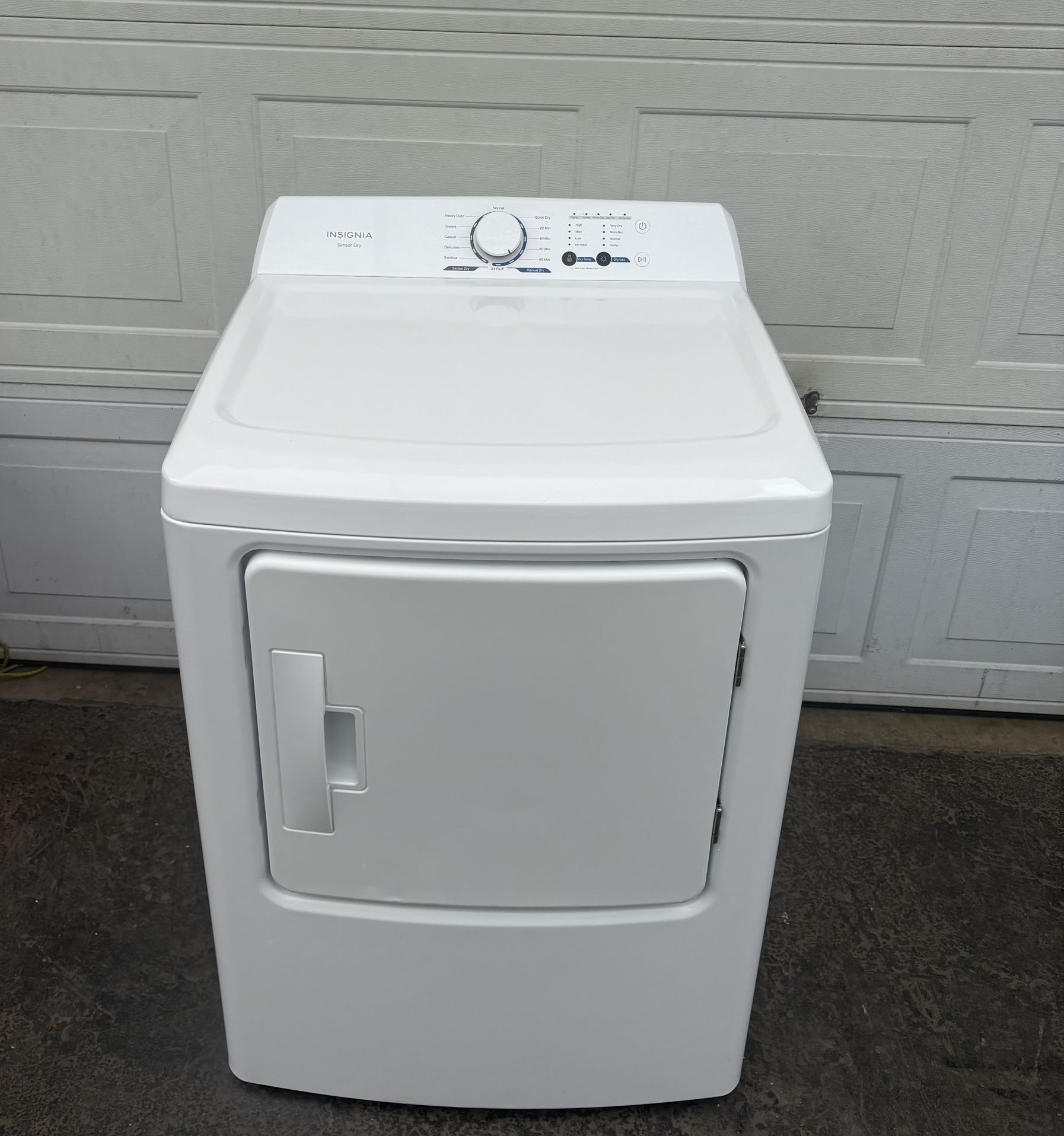Insignia Electric Dryer