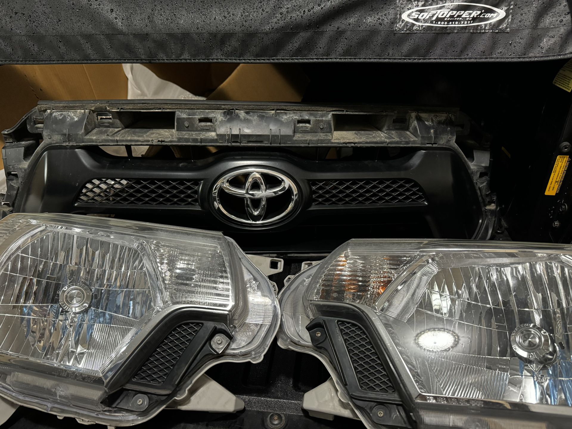 Toyota Tacoma Headlights And Grill