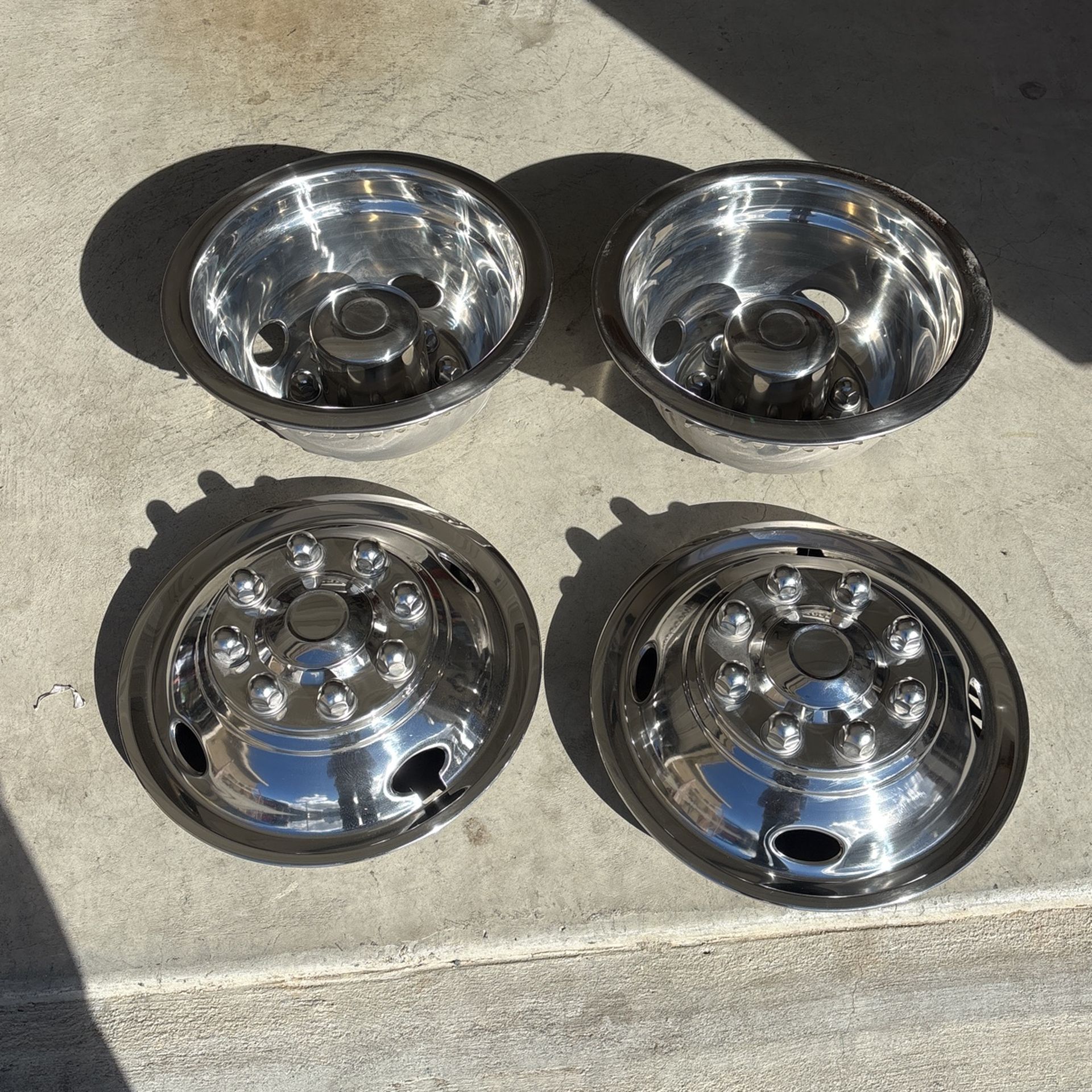 Chrome Hubcaps