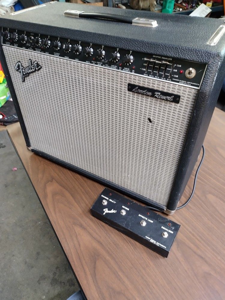 1983 Fender London Reverb Amplifier (Made In USA)