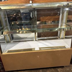 Full-View Cold Dessert Display Case (Needs Freon)