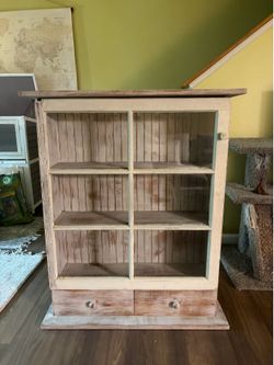 Vintage style cabinet