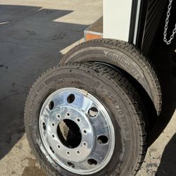 2020 F450 19.5 Stock Rims And Tires 