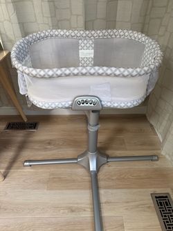 Halo bassinet