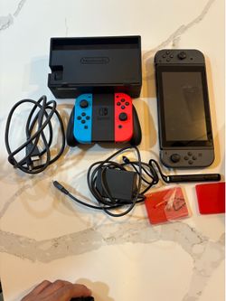 Nintendo Switch + case