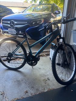 Huffy Women's Granite 26" Mountain Bicycle