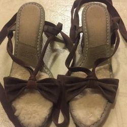 Uggs Australia Lace Up Wedge Heel Shoes Size 8 GC