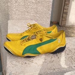 Tennis Shoes