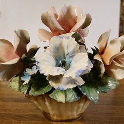Capodimonte Flower (B)