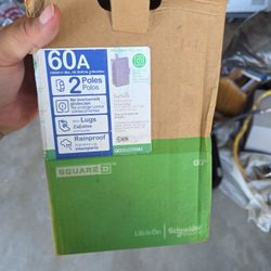 60A 120/240 V-Max