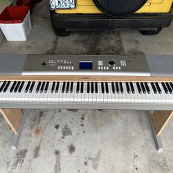 Yamaha YPG-625 Portable Grand Keyboard