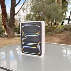 2024 iPad Pro 11” M4 256gb WiFi + Cellular Unlocked