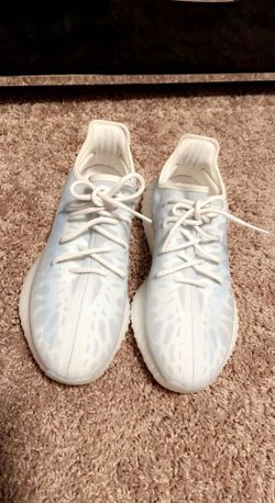 Yezzy Boost 350 V2 Mono Ice