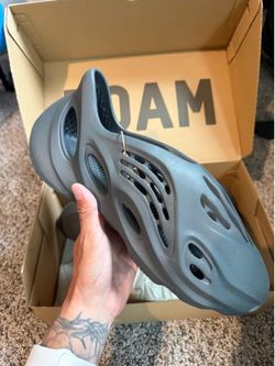 Yeezy Foam RNR Carbon Size 12 Brand New