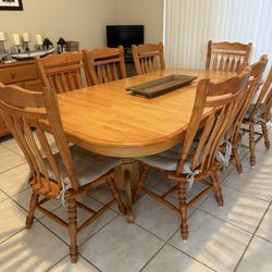 Dining Table With 8 Chairs And Matching Hutch