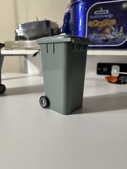 Mini Desktop Trash Bin Grey It Is Not From Dollar Tree