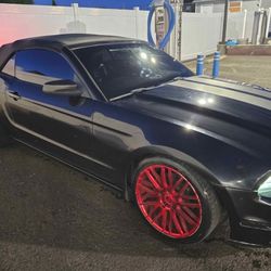 Mustang Convertible 
