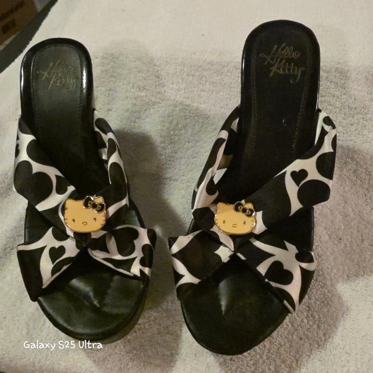 Hello Kitty Wedge Shoes Novelty