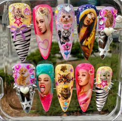  Doja Cat Y2K Handmade Press On Nails with Glitter, Chrome and Zebra Print Nail Design (SIZE MEDIUM)
