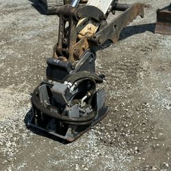 Bobcat vibratory plate compactor For mini excavator 