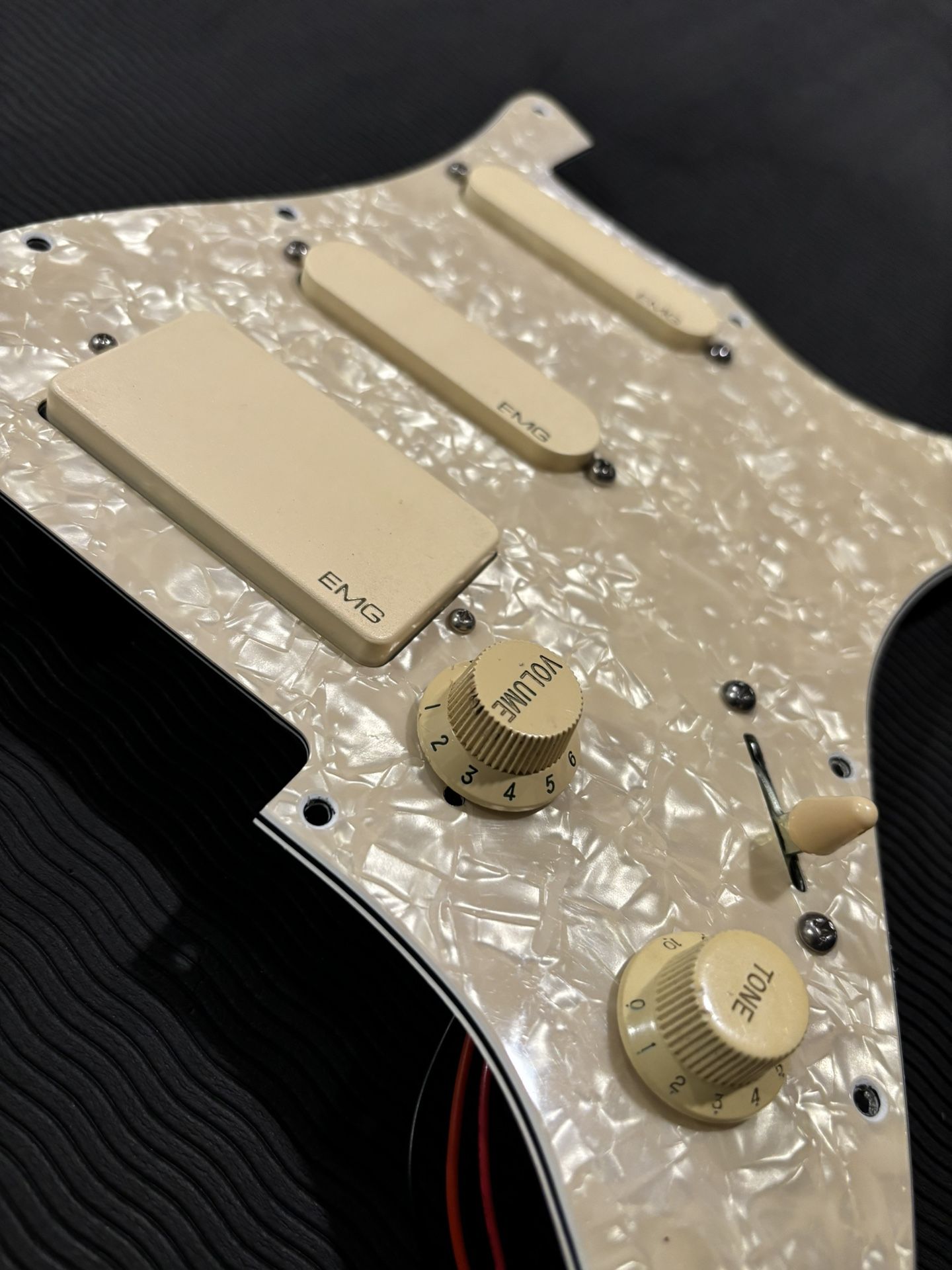 EMG Pickups SA, SA, 85