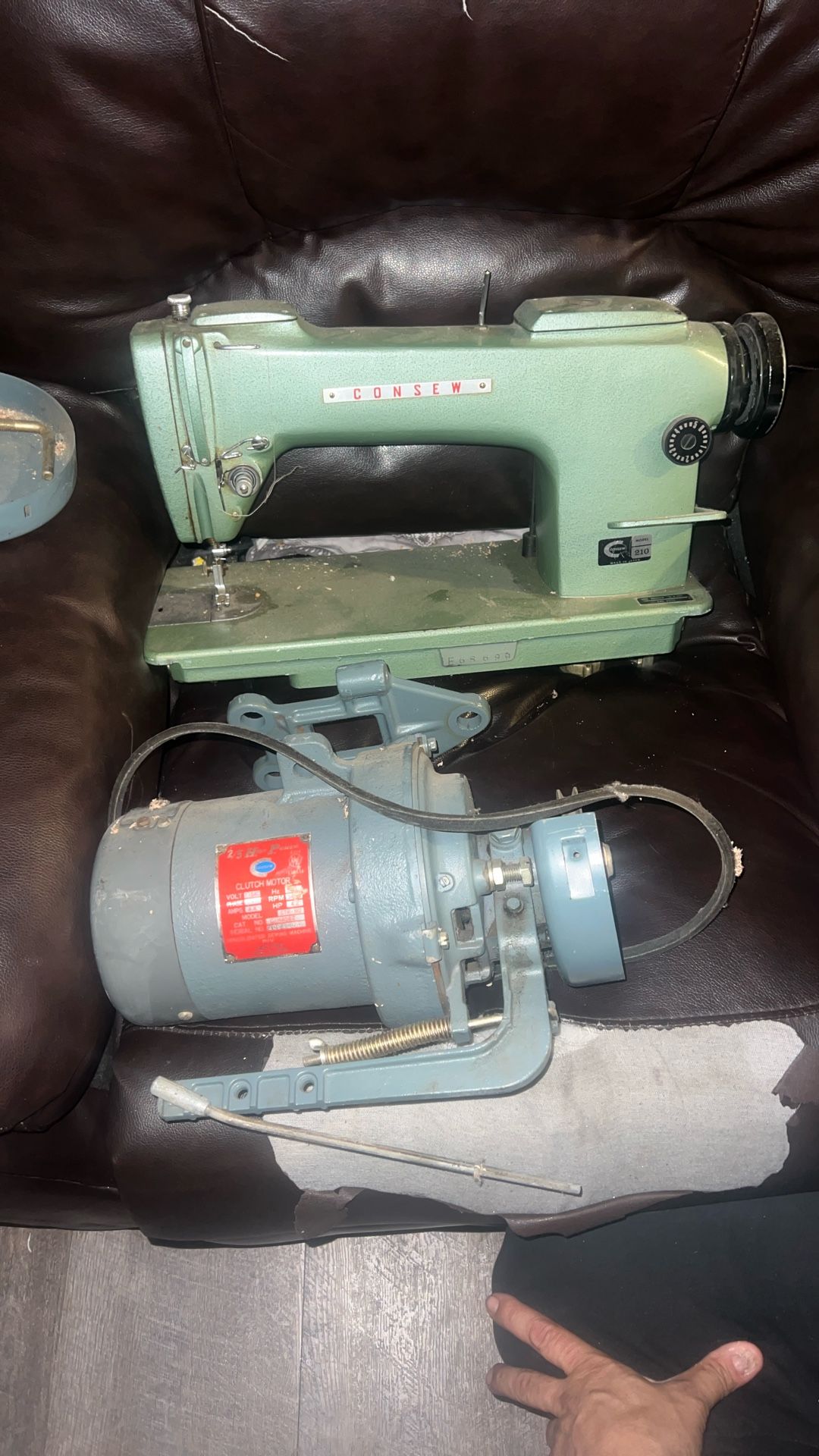 Industrial Sowing Machine Consew With Motor Model 210