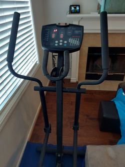 Life fitness X3 treadmill