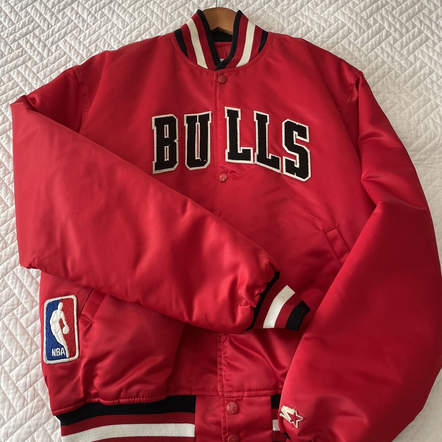 Chicago Bulls XL Starter Jacket White Bomber 90s Michael