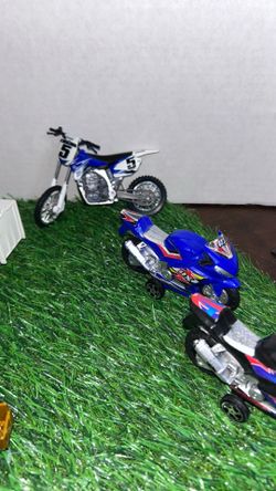 Mix toys