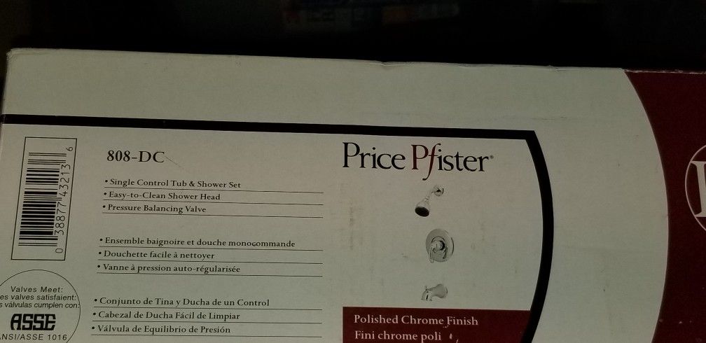 New Price Pfister Shower Tub Set