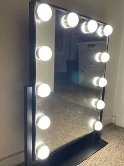 Vanity mirror