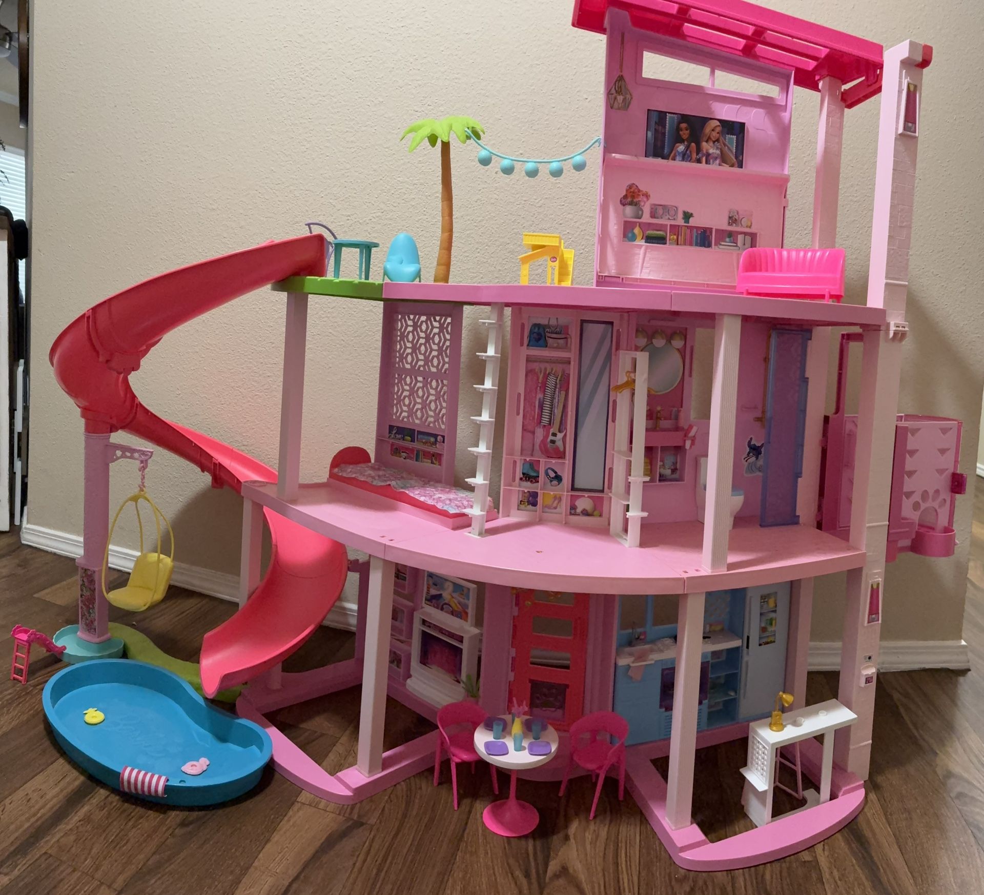 Barbie Dreamhouse 
