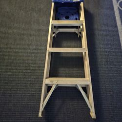 Step Ladder