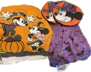 Mickey And Minnie Halloween Kitchen Towel Set