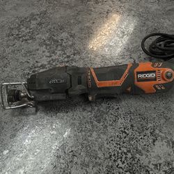 Rigid Tools Multitool
