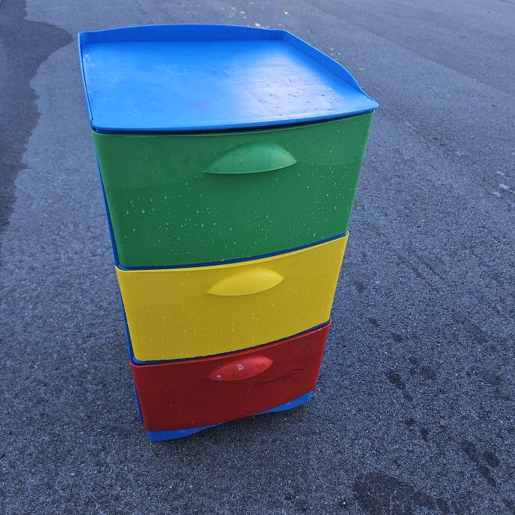 3 COLOR PLASTIC STORAGE DRAWERS