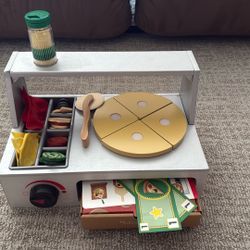 Melissa & Doug Pizza Counter