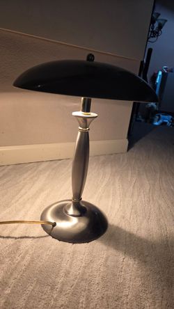 Brushed nickel lamp