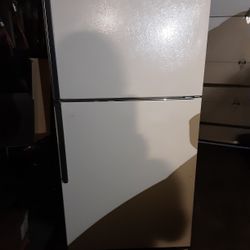 Excellent  Backup  Garage  Refrigerator 