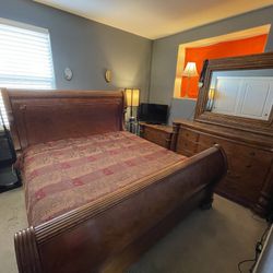 Cal King Bedroom Set