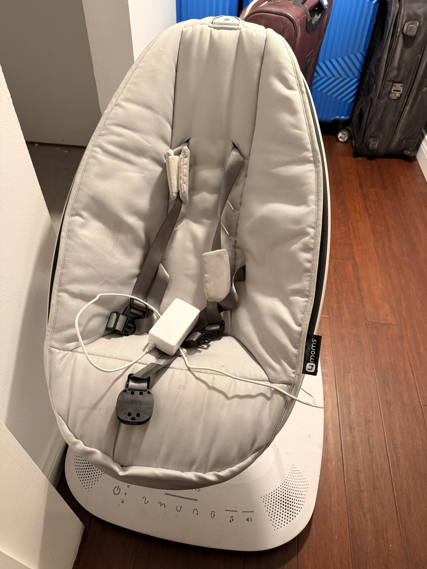 4moms MamaRoo Multi-Motion Baby Swing