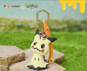 Asia Exclusive Pokemon Mimikyu Plush Keychain