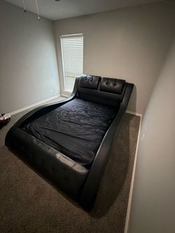 Full/queen bed