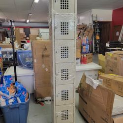 12x12 6 Compartment Lockers