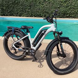 Adult electric bike Cruiser pro step thru 100 mile range   all new bikes